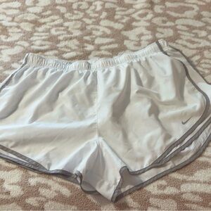 White and gray like new athletic shorts size 2x